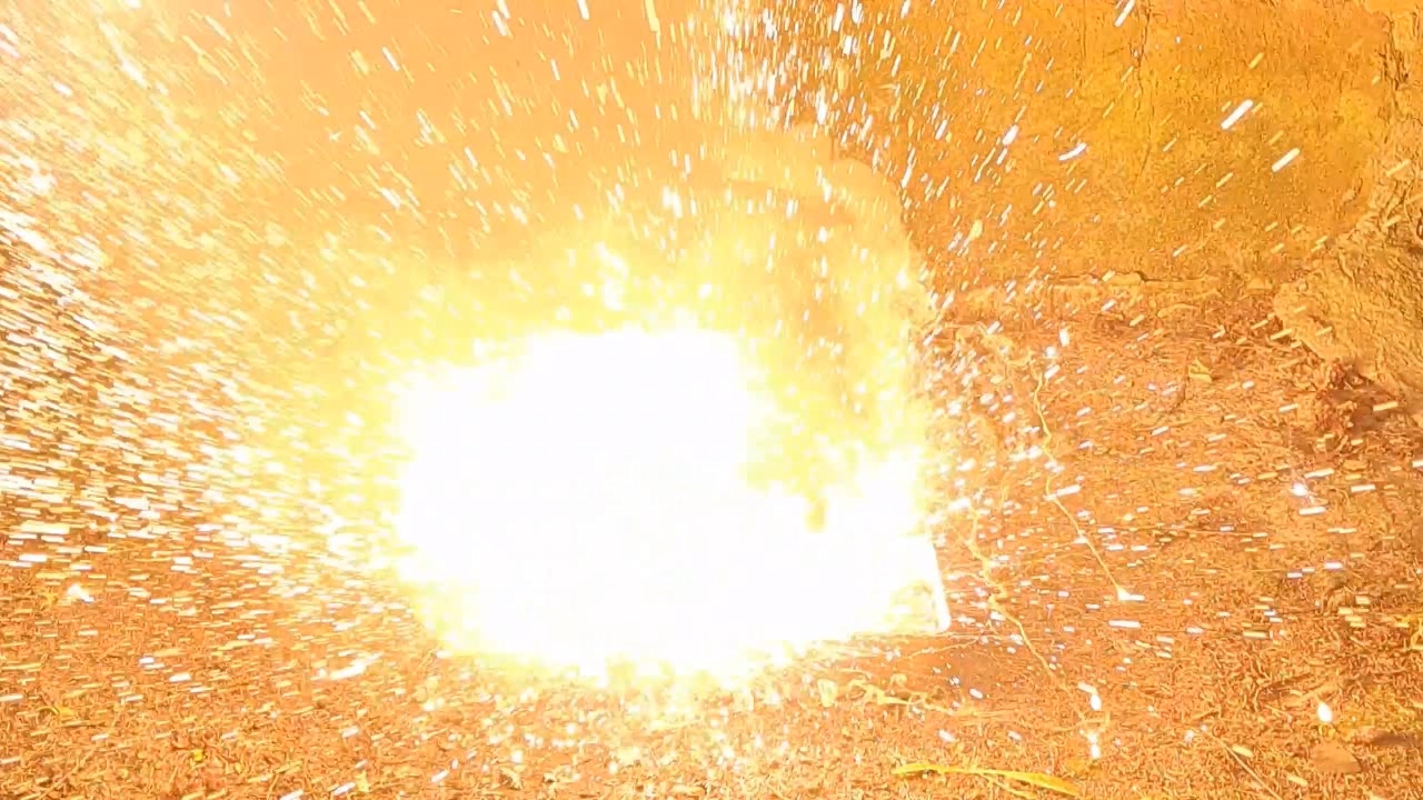 Combustion of Thermite: Iron(II, III) Oxide/Aluminum/Magnesium (Fe3O4/Al/Mg)
