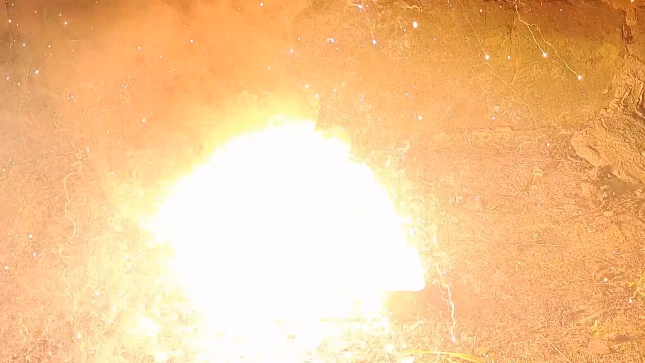 Combustion of Thermite: Iron(II, III) Oxide/Aluminum/Magnesium (Fe3O4/Al/Mg)