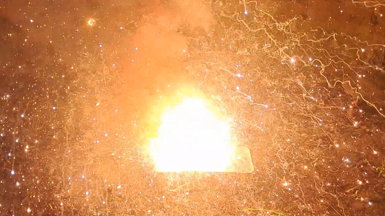 Combustion of Thermite: Iron(II, III) Oxide/Aluminum/Magnesium (Fe3O4/Al/Mg)