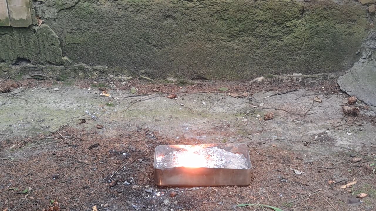 Combustion of Thermite: Iron(II, III) Oxide/Aluminum/Magnesium (Fe3O4/Al/Mg)
