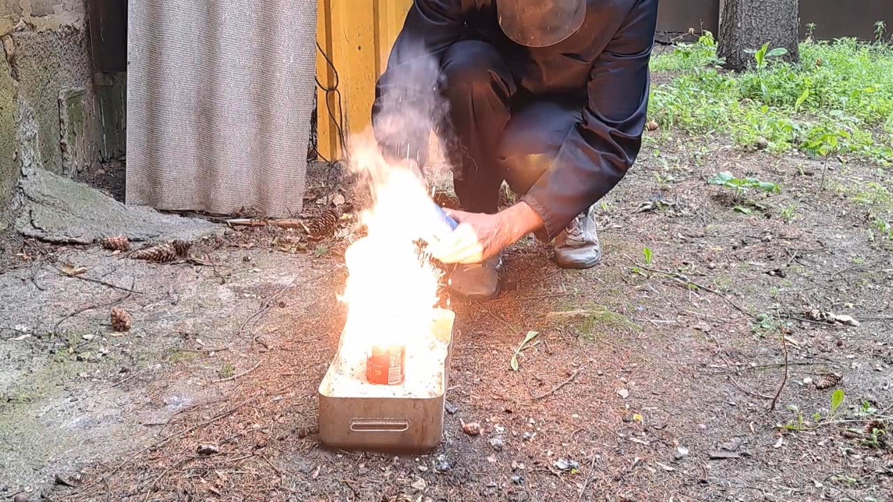 Combustion of Thermite: Iron(II, III) Oxide/Aluminum/Magnesium (Fe3O4/Al/Mg)