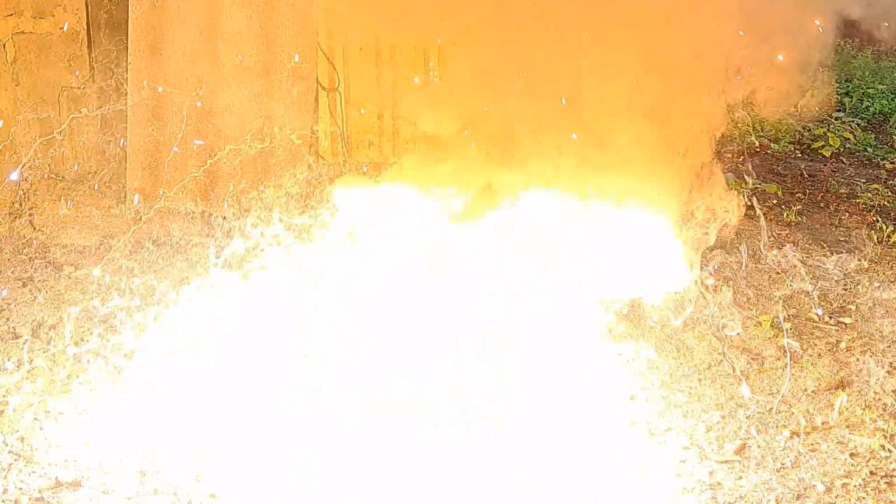 Combustion of Thermite: Iron(II, III) Oxide/Aluminum/Magnesium (Fe3O4/Al/Mg)