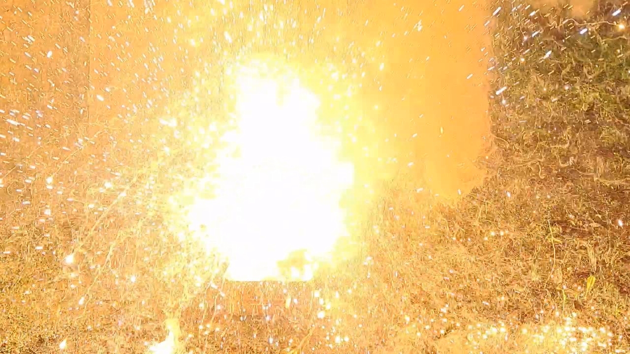 Combustion of Thermite: Iron(II, III) Oxide/Aluminum/Magnesium (Fe3O4/Al/Mg)