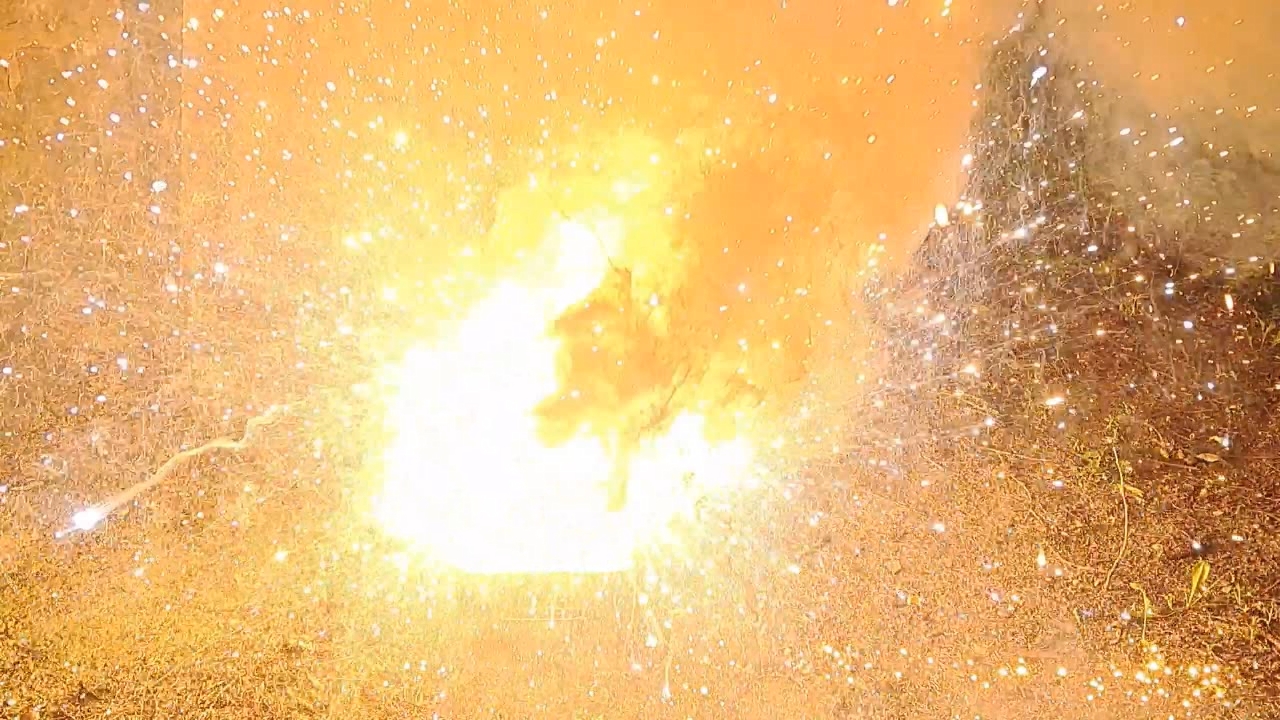 Combustion of Thermite: Iron(II, III) Oxide/Aluminum/Magnesium (Fe3O4/Al/Mg)