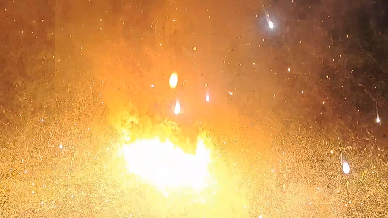 Combustion of Thermite: Iron(II, III) Oxide/Aluminum/Magnesium (Fe3O4/Al/Mg)