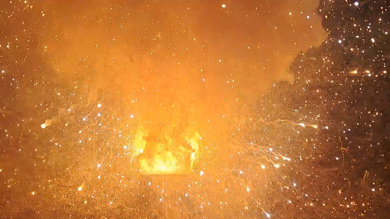 Combustion of Thermite: Iron(II, III) Oxide/Aluminum/Magnesium (Fe3O4/Al/Mg)