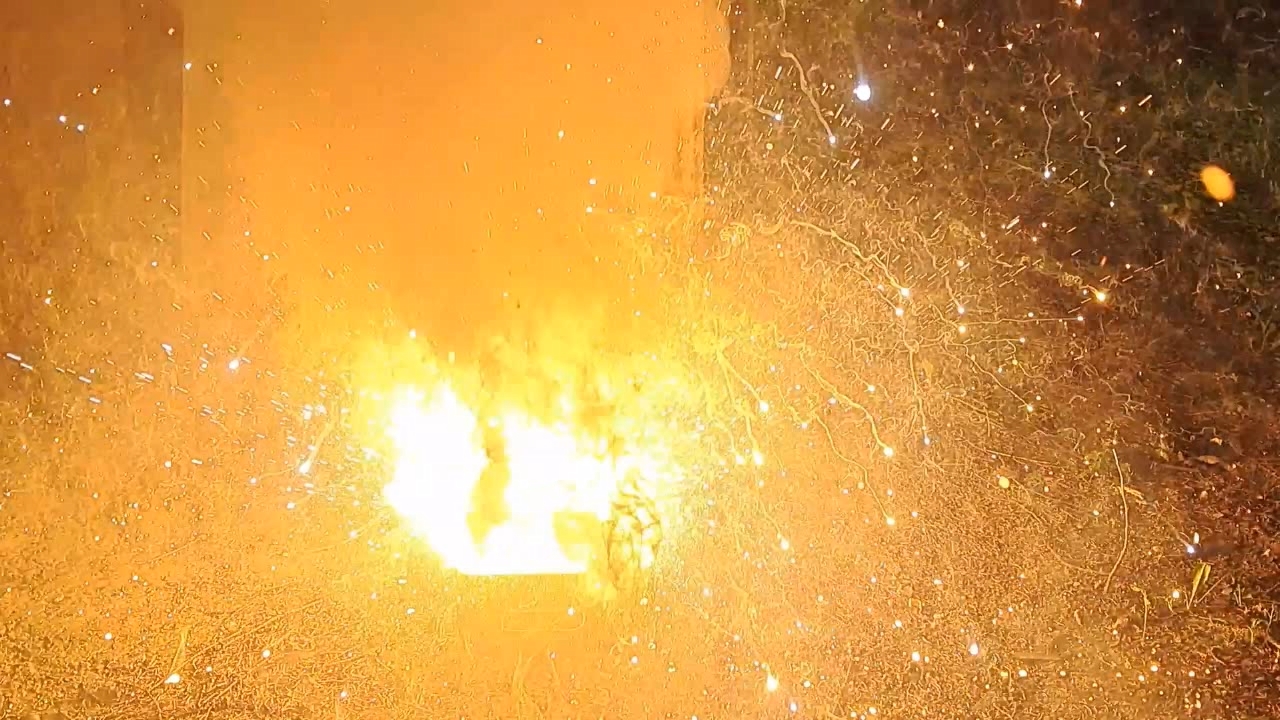 Combustion of Thermite: Iron(II, III) Oxide/Aluminum/Magnesium (Fe3O4/Al/Mg)