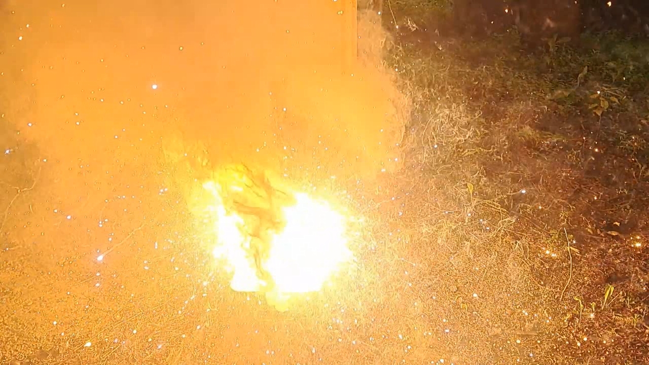 Combustion of Thermite: Iron(II, III) Oxide/Aluminum/Magnesium (Fe3O4/Al/Mg)