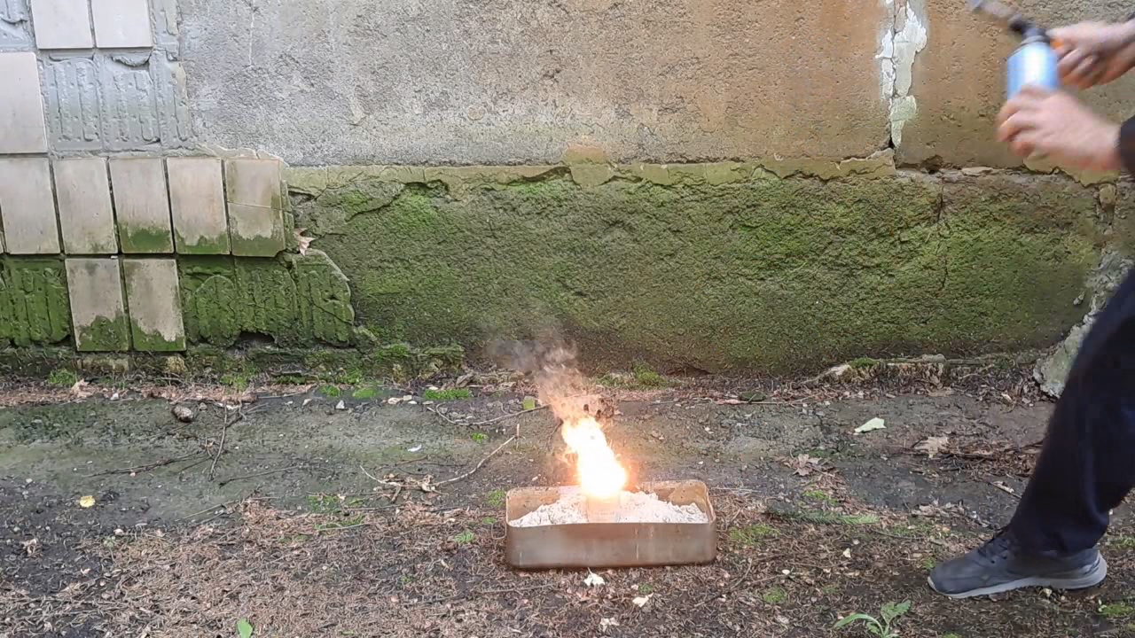 Combustion of Thermite: Iron(II, III) Oxide/Aluminum/Magnesium (Fe3O4/Al/Mg)