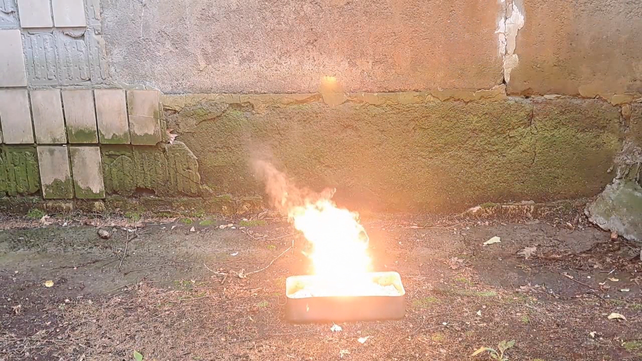 Combustion of Thermite: Iron(II, III) Oxide/Aluminum/Magnesium (Fe3O4/Al/Mg)