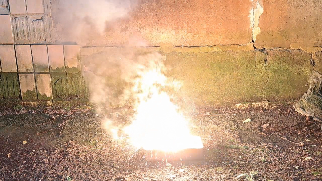 Combustion of Thermite: Iron(II, III) Oxide/Aluminum/Magnesium (Fe3O4/Al/Mg)