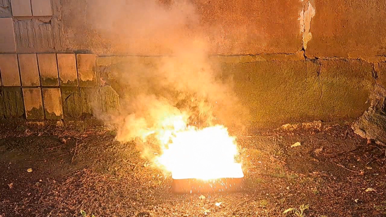 Combustion of Thermite: Iron(II, III) Oxide/Aluminum/Magnesium (Fe3O4/Al/Mg)