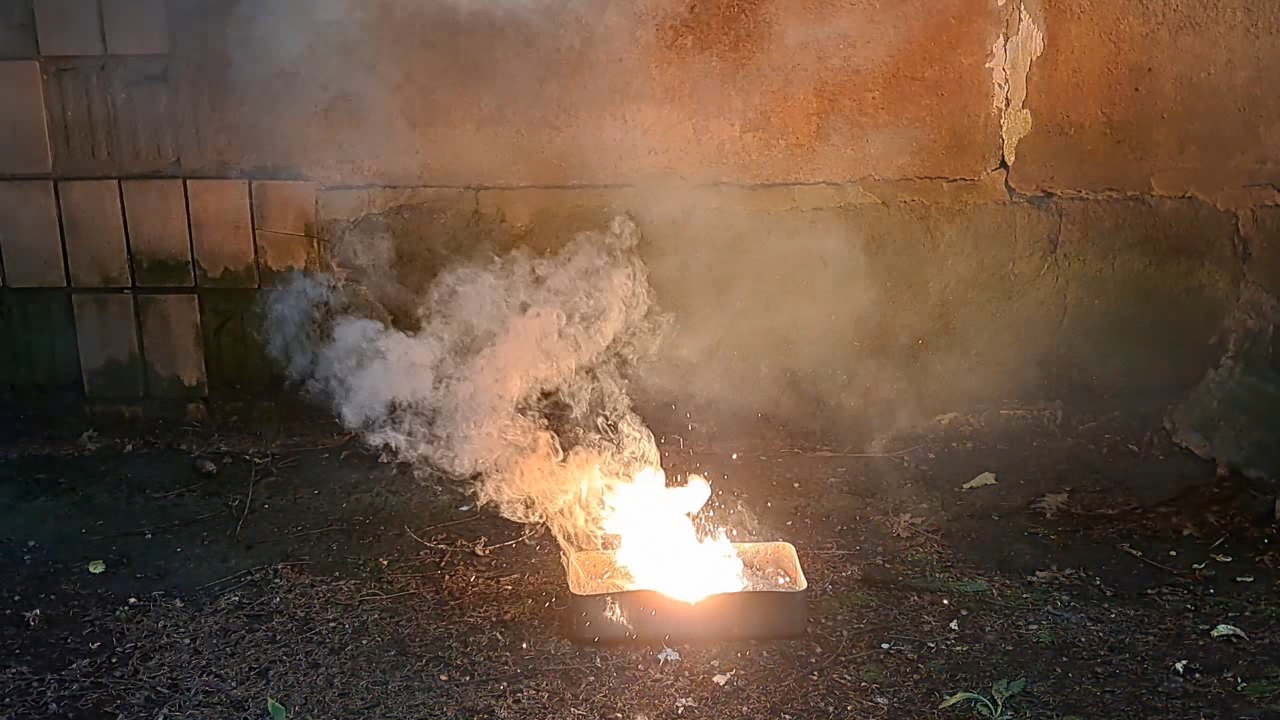 Combustion of Thermite: Iron(II, III) Oxide/Aluminum/Magnesium (Fe3O4/Al/Mg)
