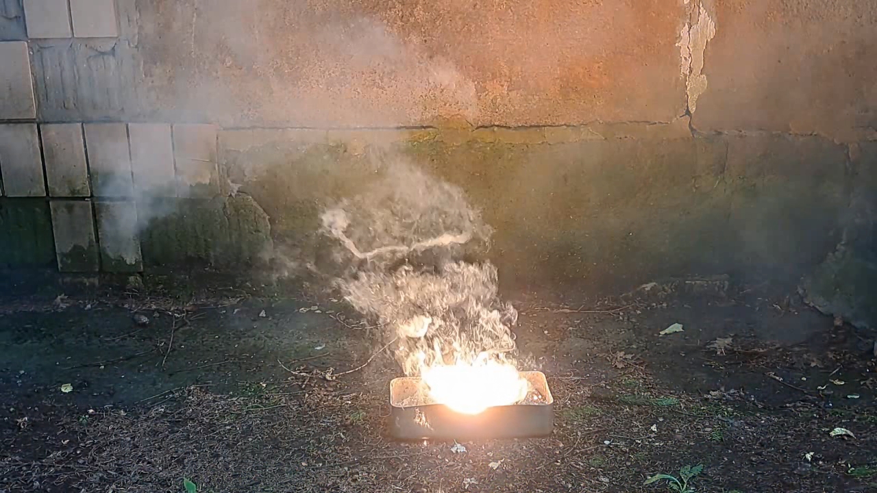Combustion of Thermite: Iron(II, III) Oxide/Aluminum/Magnesium (Fe3O4/Al/Mg)