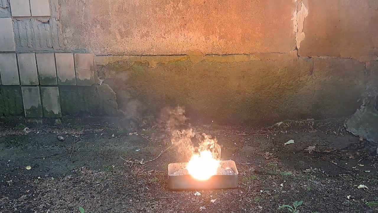 Combustion of Thermite: Iron(II, III) Oxide/Aluminum/Magnesium (Fe3O4/Al/Mg)