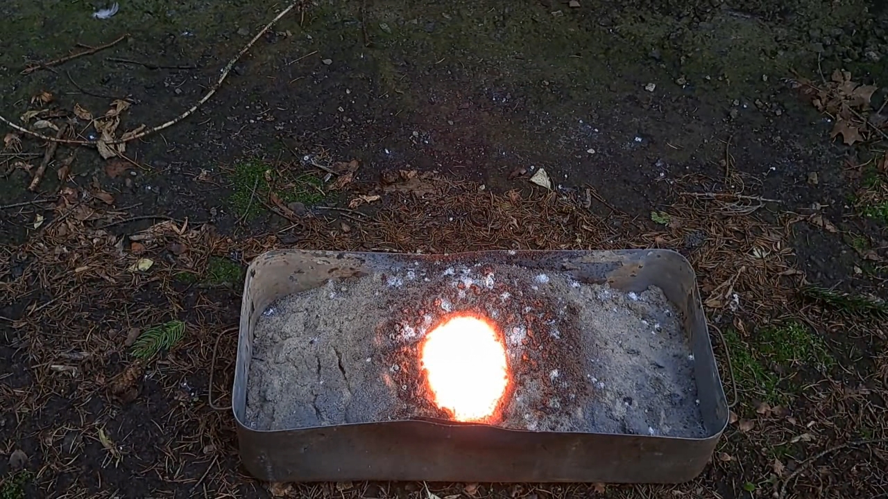 Combustion of Thermite: Iron(II, III) Oxide/Aluminum/Magnesium (Fe3O4/Al/Mg)