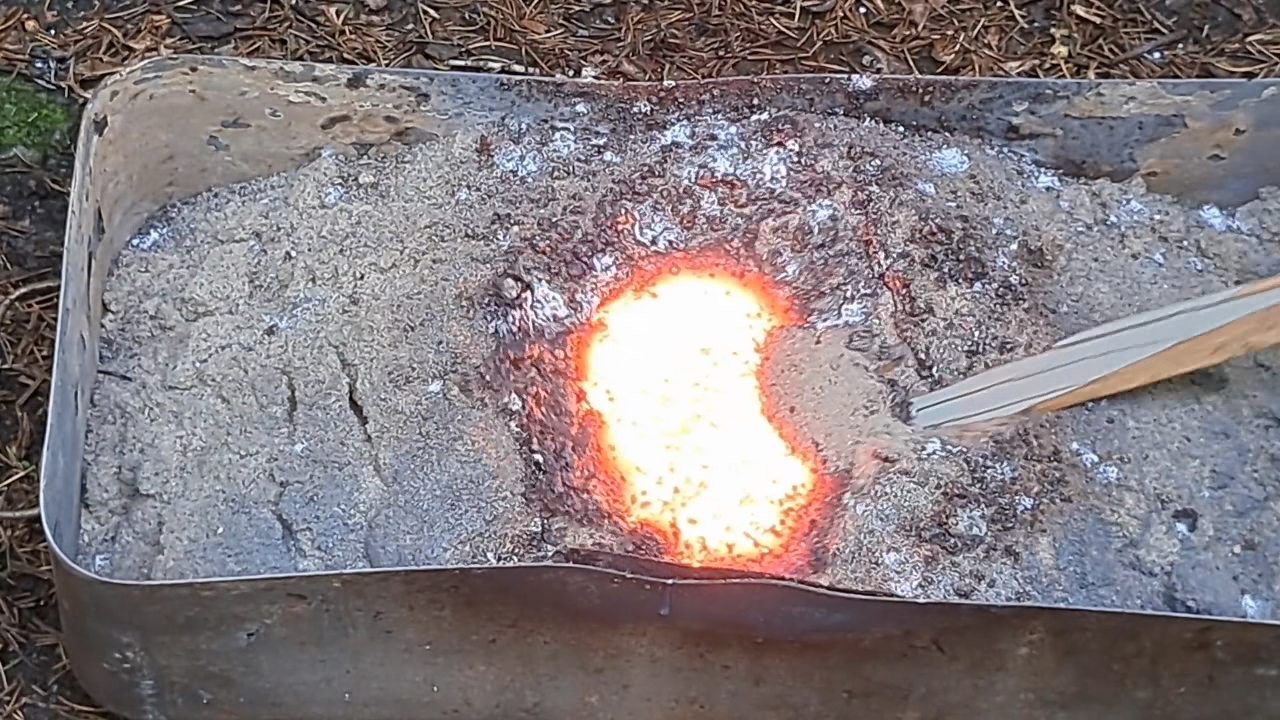 Combustion of Thermite: Iron(II, III) Oxide/Aluminum/Magnesium (Fe3O4/Al/Mg)