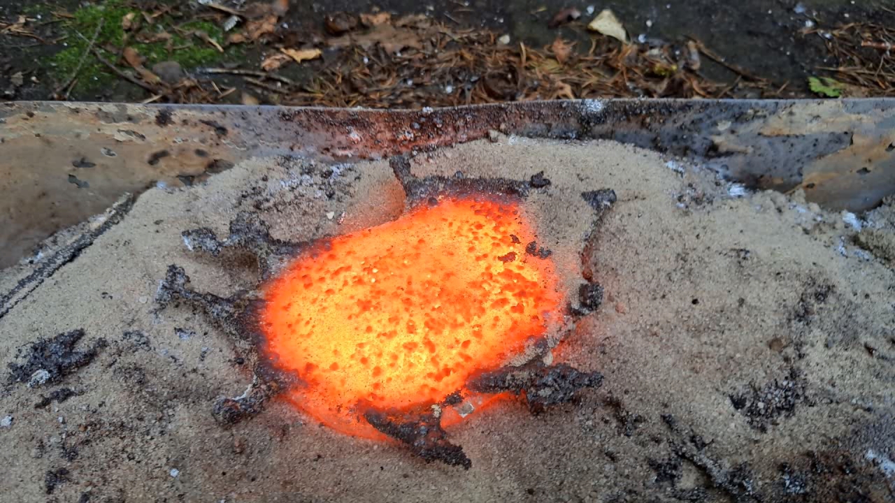 Combustion of Thermite: Iron(II, III) Oxide/Aluminum/Magnesium (Fe3O4/Al/Mg)