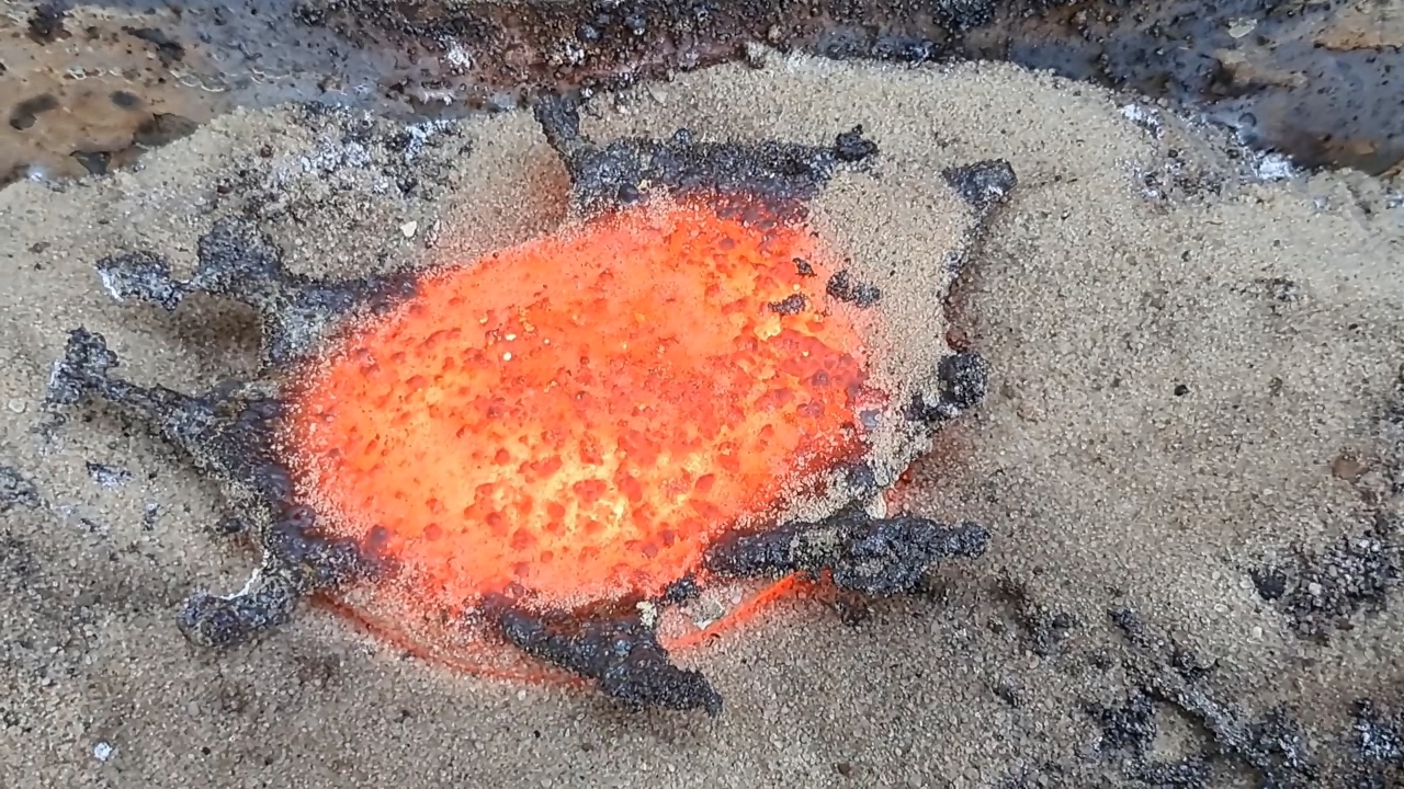 Combustion of Thermite: Iron(II, III) Oxide/Aluminum/Magnesium (Fe3O4/Al/Mg)
