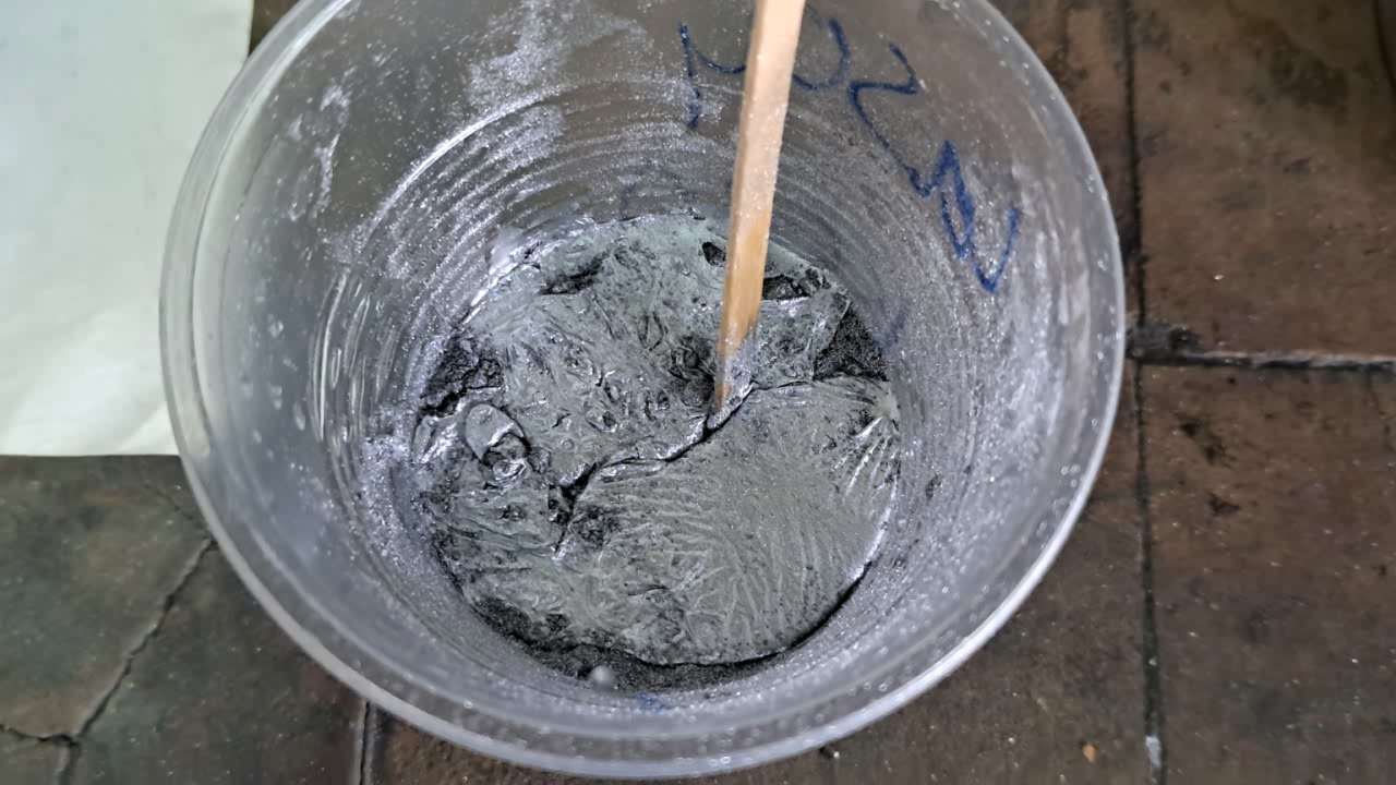 ''Molded Thermite'': Iron (II, III) Oxide, Calcium Sulfate, Aluminum, and Water (Fe3O4/CaSO4/Al/H2O)