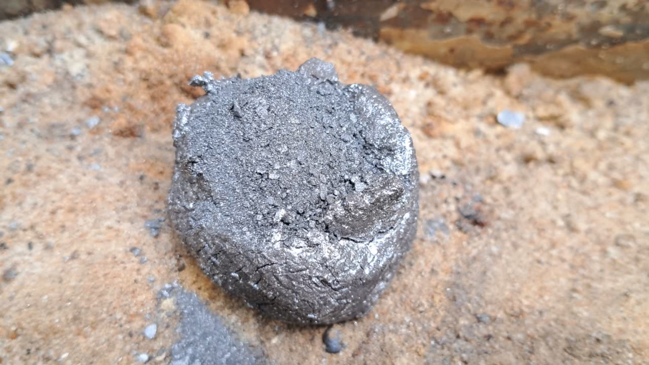 ''Molded Thermite'': Iron (II, III) Oxide, Calcium Sulfate, Aluminum, and Water (Fe3O4/CaSO4/Al/H2O)