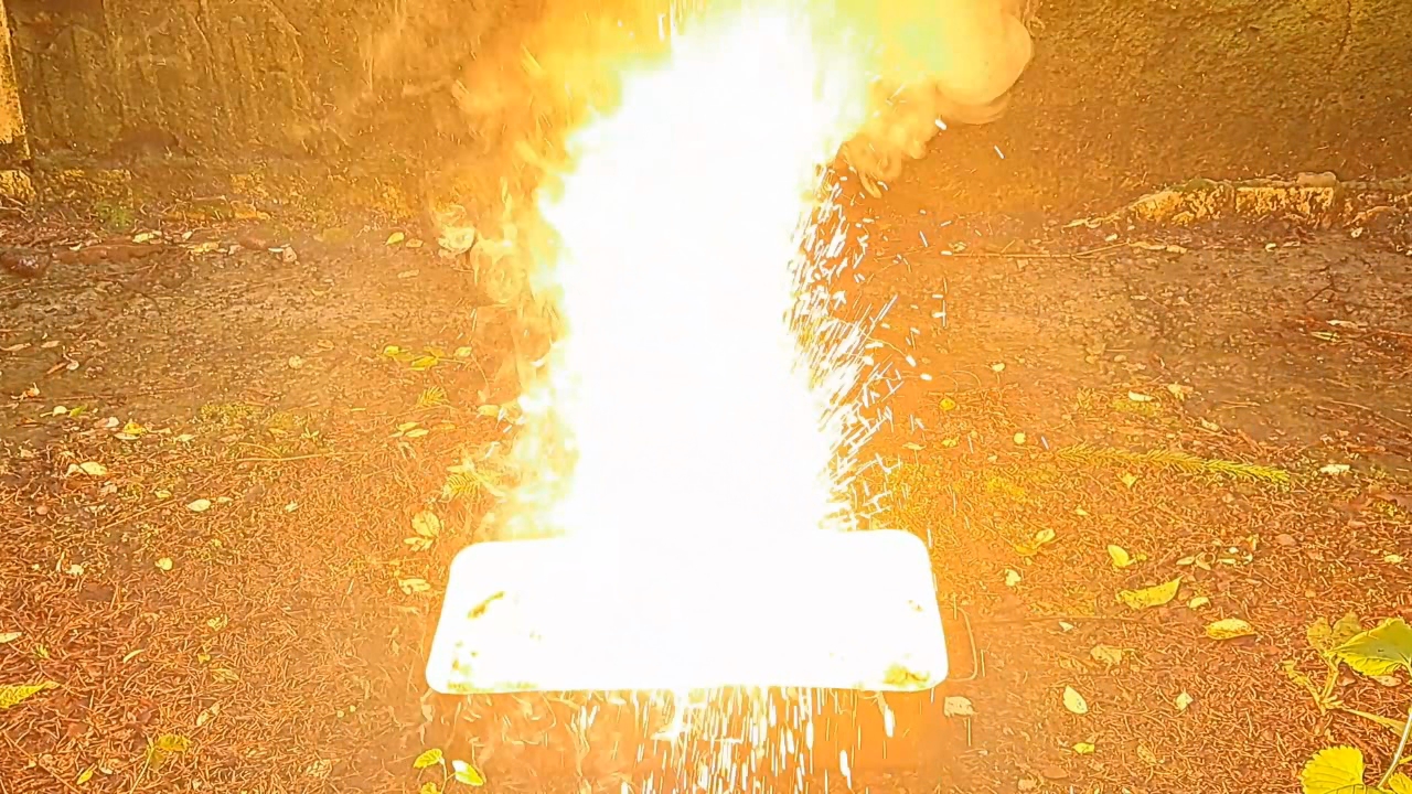 ''Molded Thermite'': Iron (II, III) Oxide, Calcium Sulfate, Aluminum, and Water (Fe3O4/CaSO4/Al/H2O)