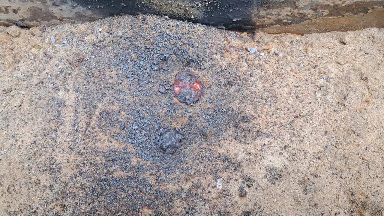 ''Molded Thermite'': Iron (II, III) Oxide, Calcium Sulfate, Aluminum, and Water (Fe3O4/CaSO4/Al/H2O)