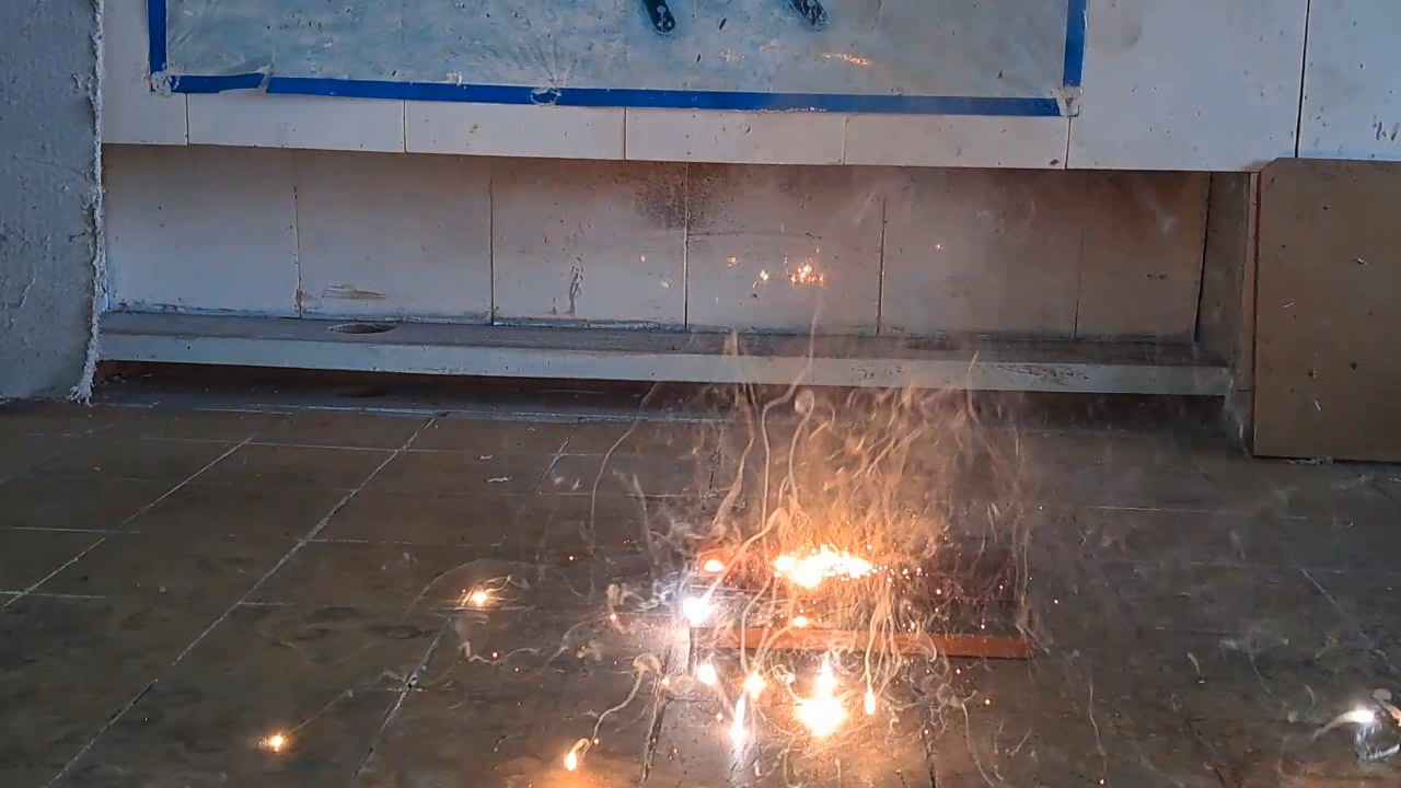 Combustion of Thermite: Copper(II) Oxide/Aluminum