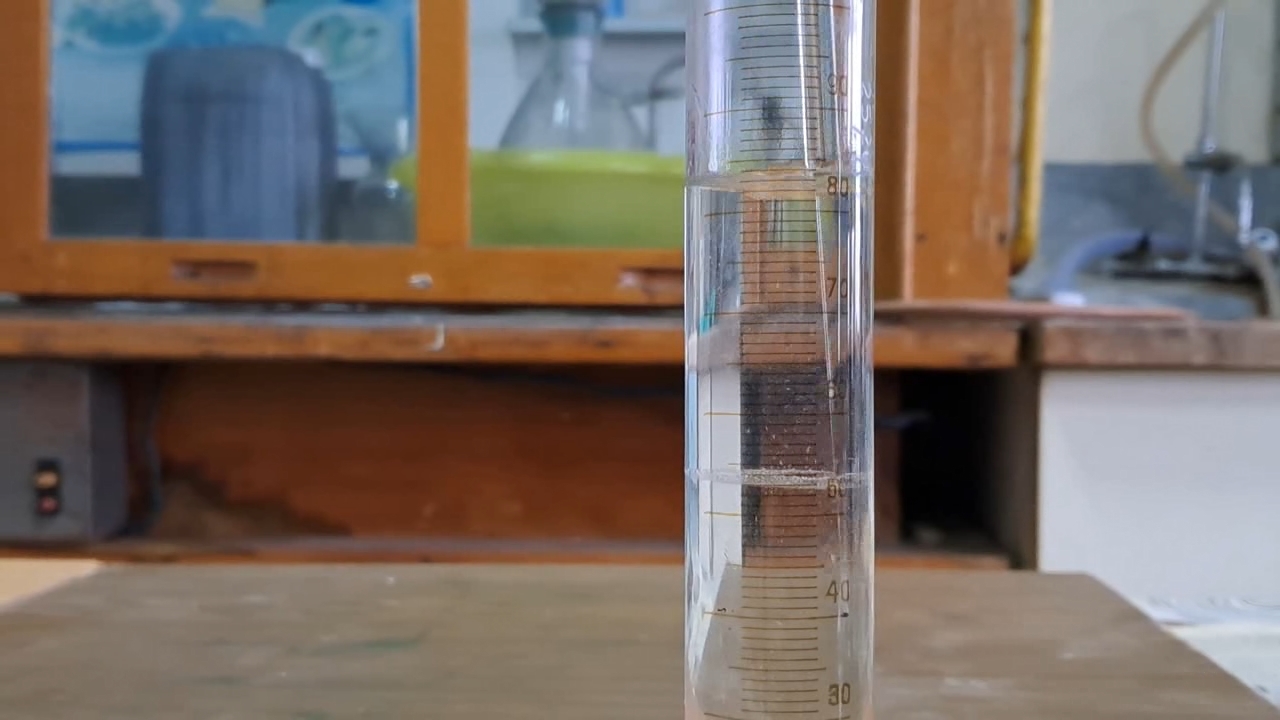 Falsified Acetone and Sodium Hydroxide Solution