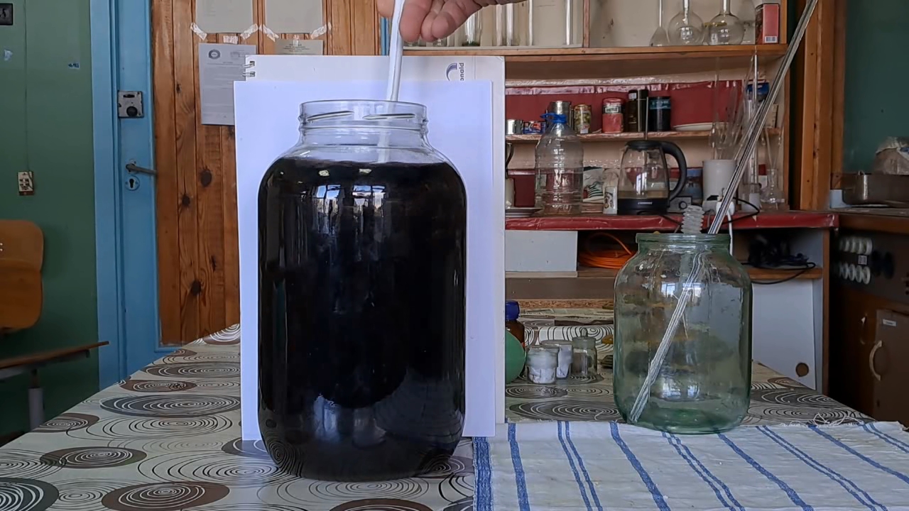 Would You Like More Tea? Black Tea and Iron Chlorides