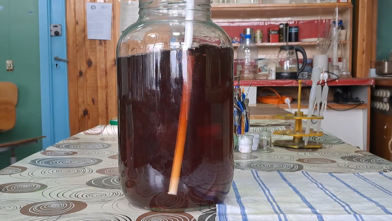 Would You Like More Tea? Black Tea and Iron Chlorides