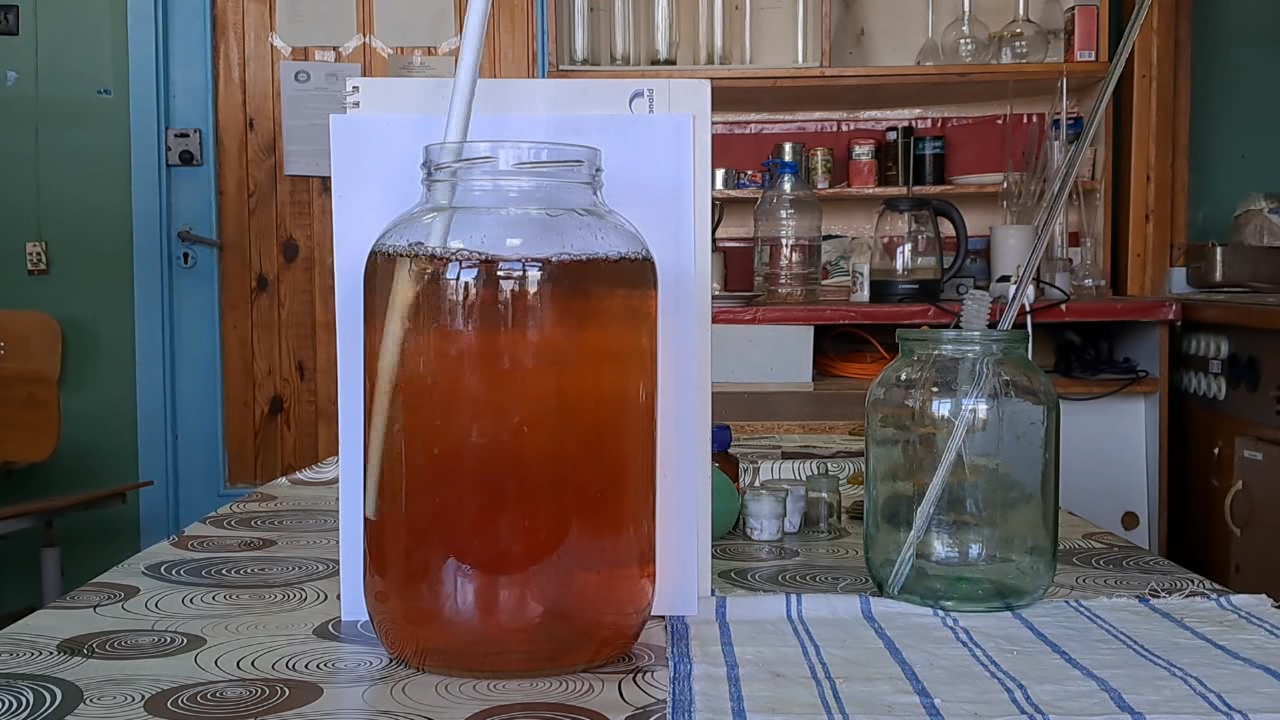 Would You Like More Tea? Black Tea and Iron Chlorides