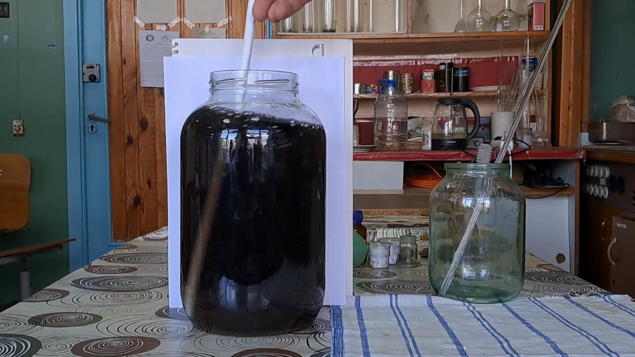 Would You Like More Tea? Black Tea and Iron Chlorides