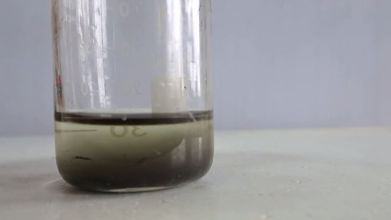 Iron Oxide Pigment and Hydrochloric Acid
