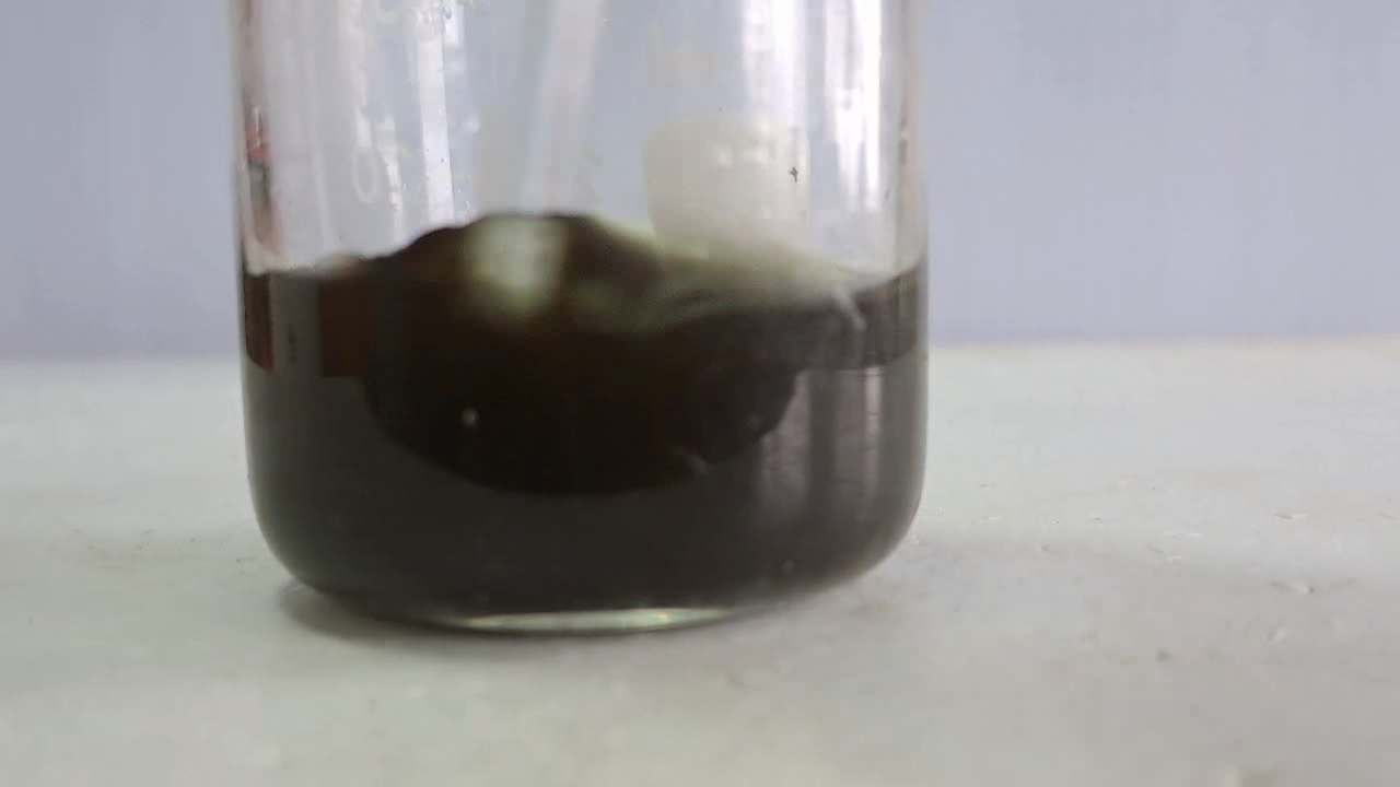 Iron Oxide Pigment and Hydrochloric Acid