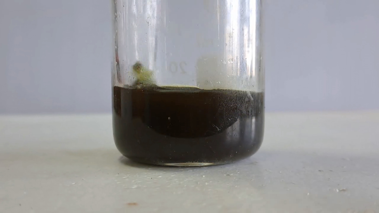 Iron Oxide Pigment and Hydrochloric Acid