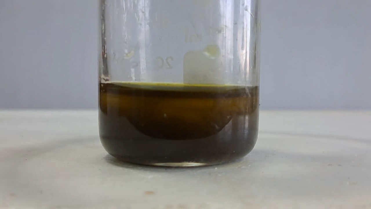 Iron Oxide Pigment and Hydrochloric Acid