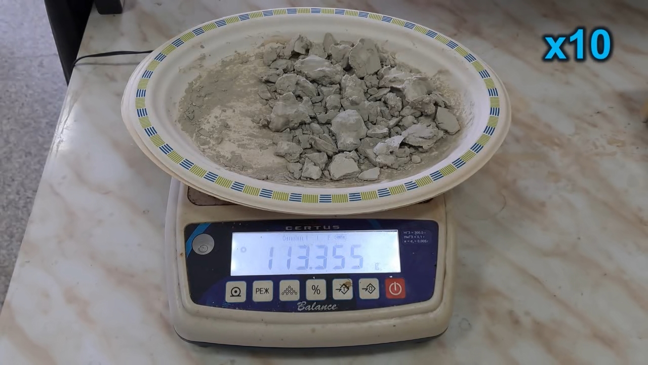 Zeolite Absorbs Water: Visualization