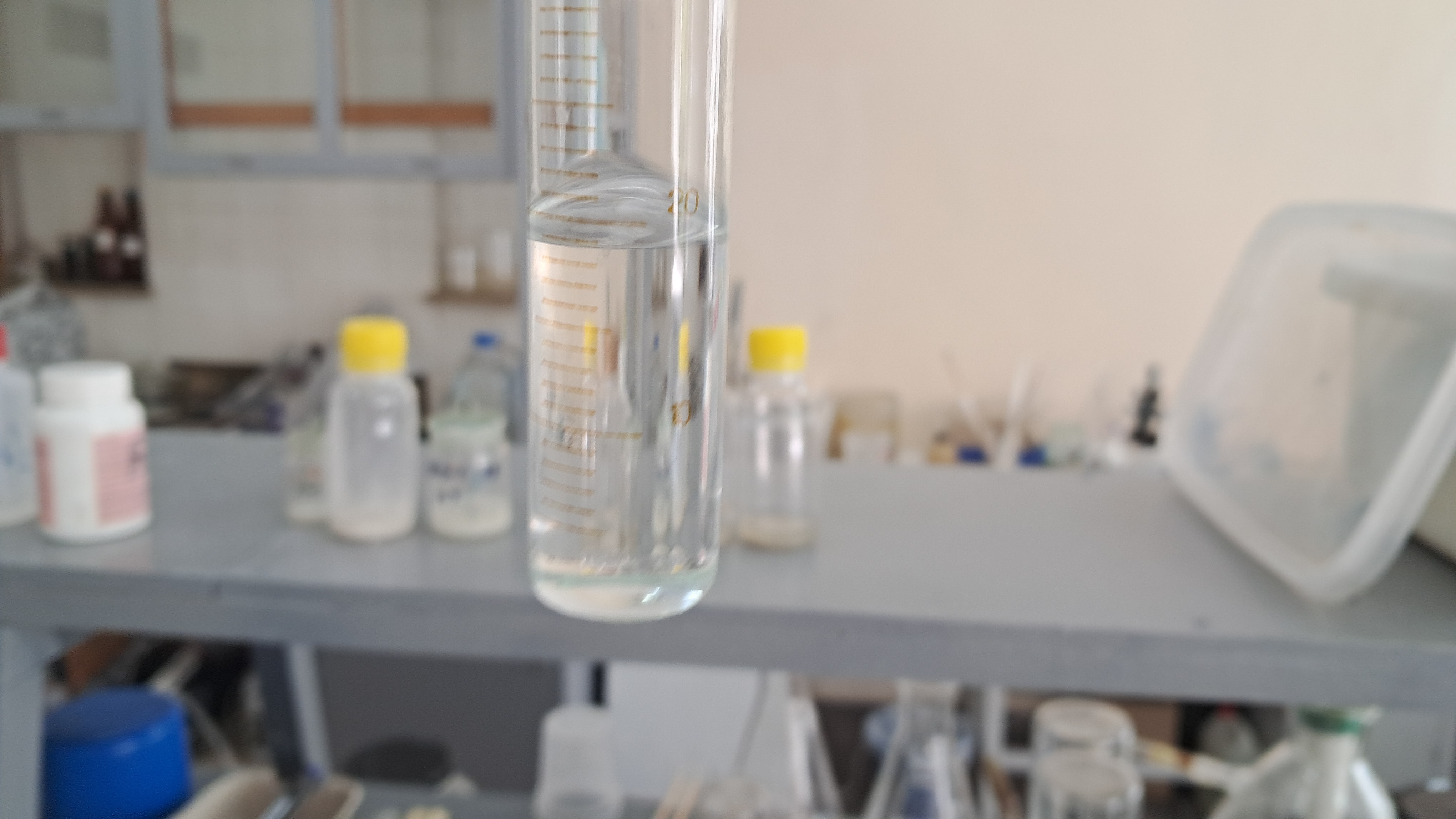 Nitrocellulose smokeless powder and methyl acetate