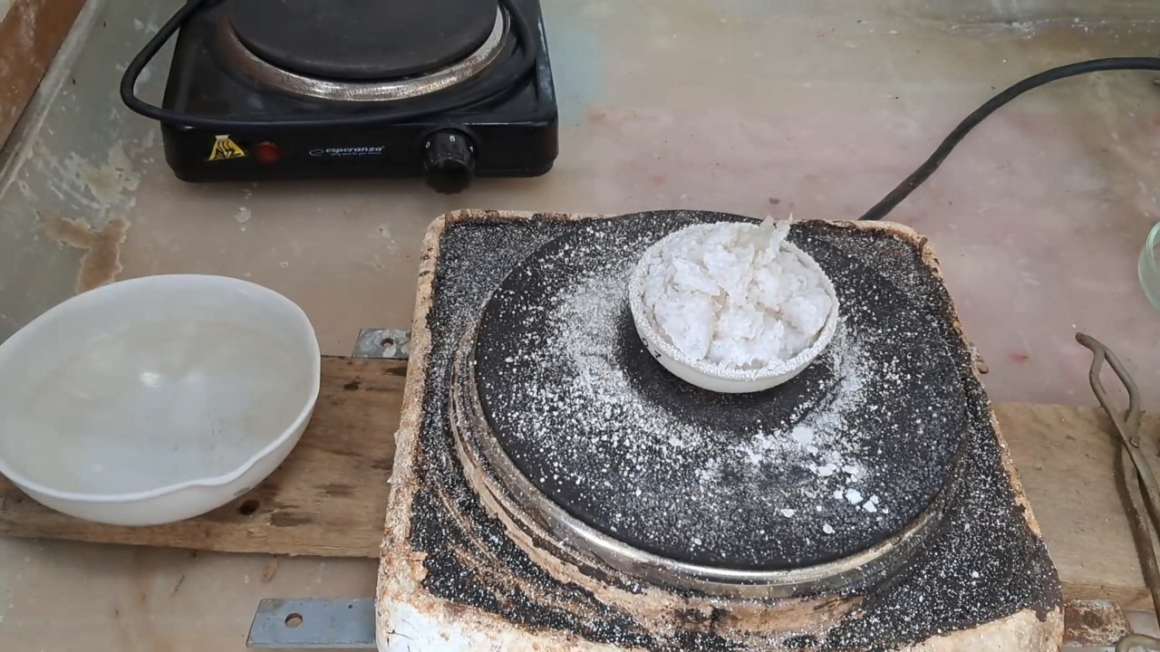 Calcium Chloride Dehydration