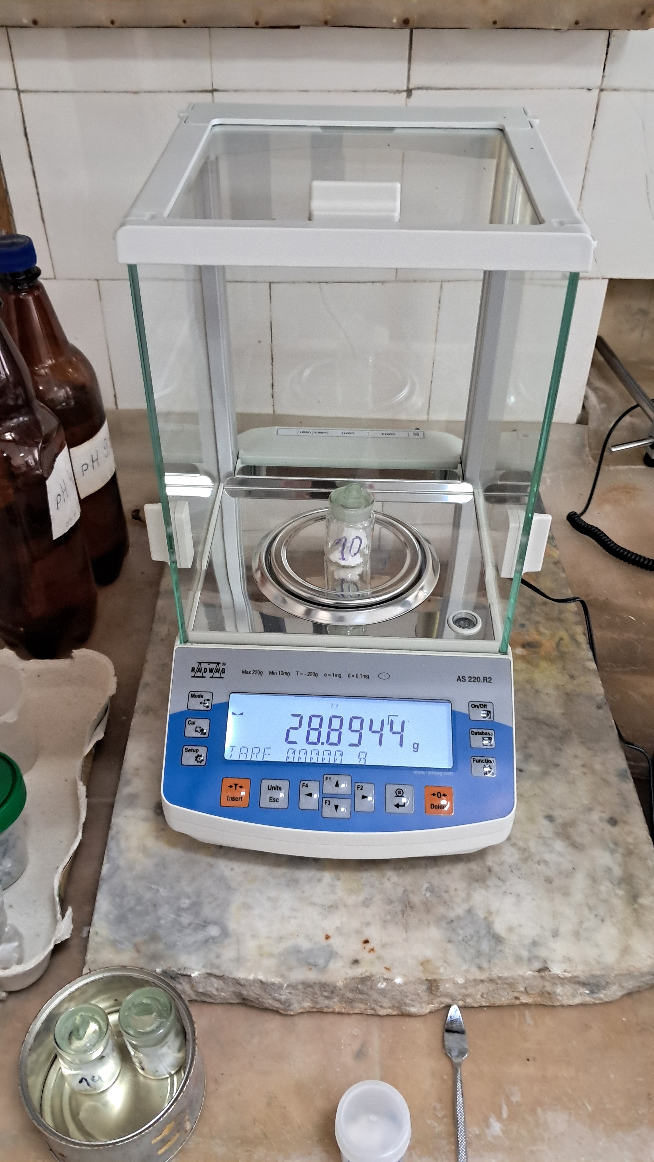 Determining Moisture Content in Hexamine by Gravimetric Analysis - First Attempt