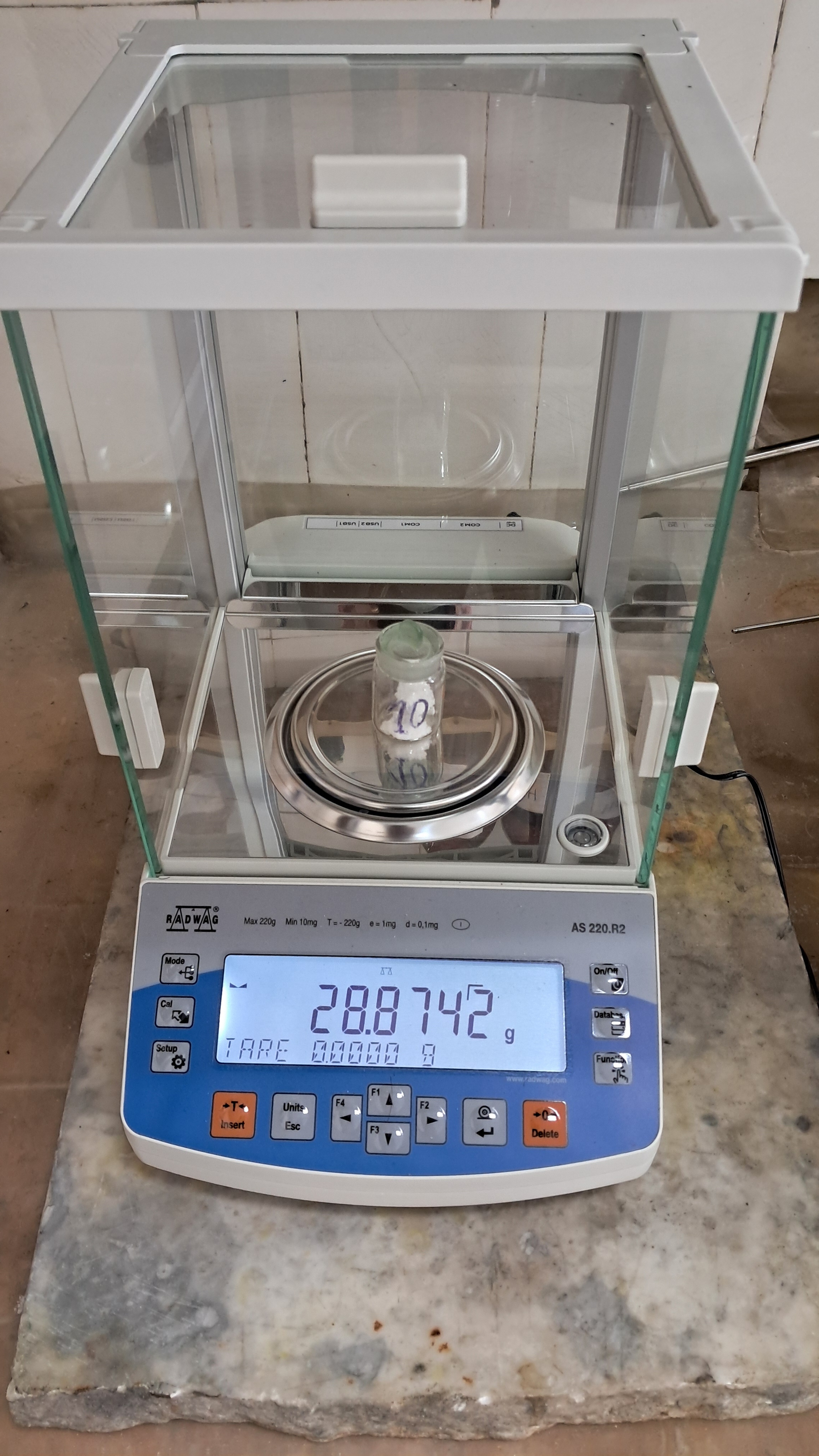 Determining Moisture Content in Hexamine by Gravimetric Analysis - First Attempt
