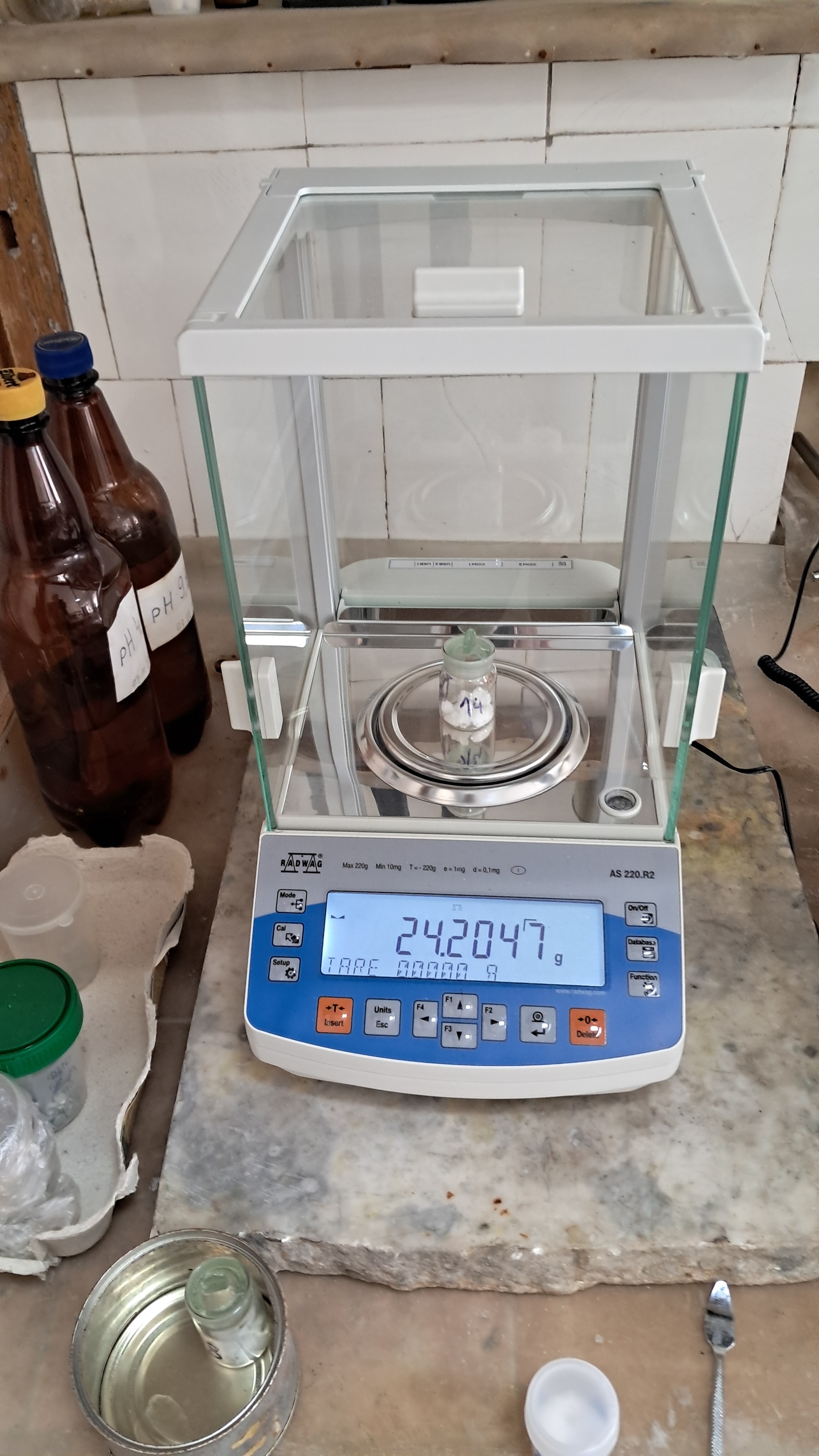Determining Moisture Content in Hexamine by Gravimetric Analysis - First Attempt