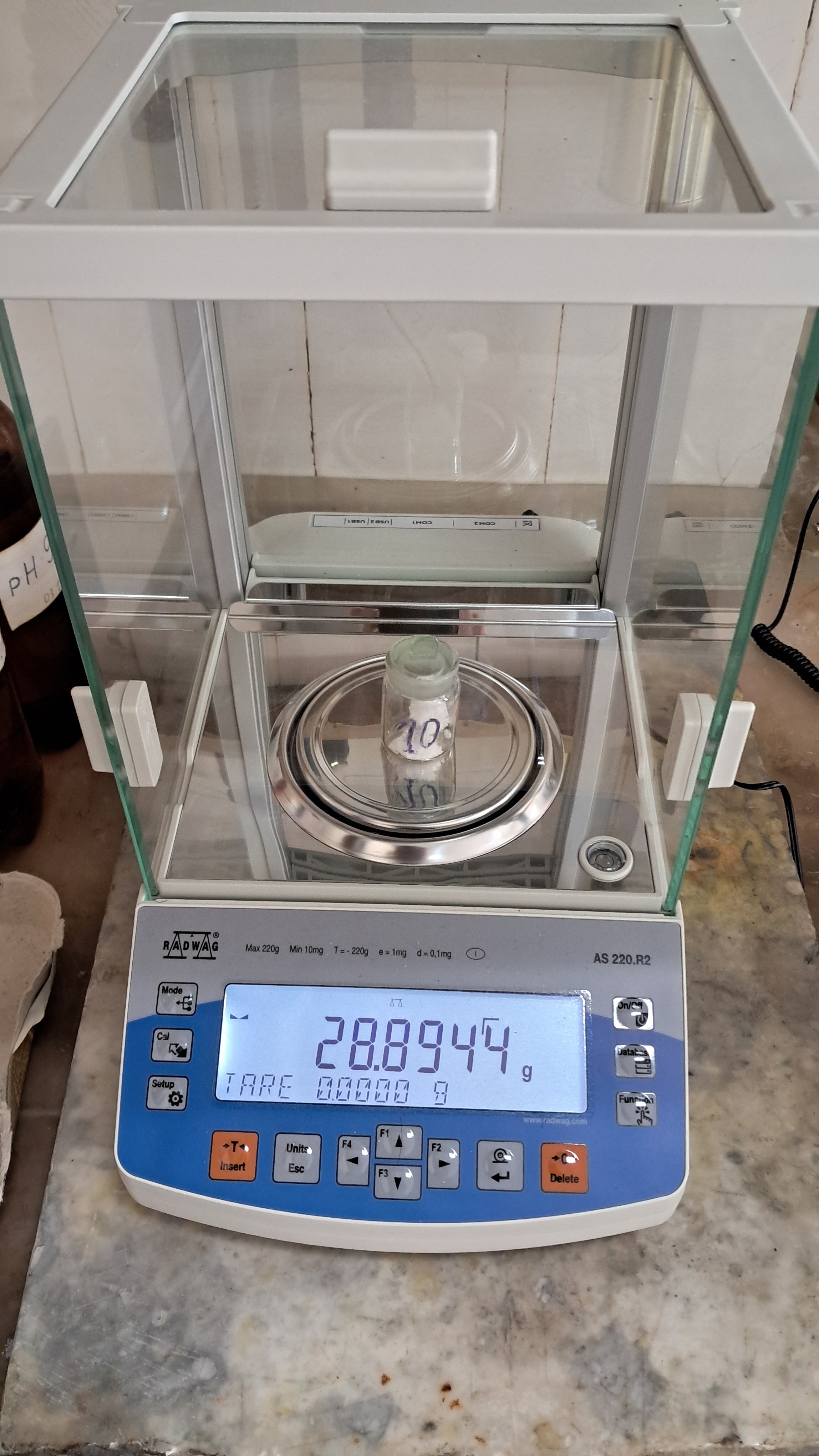 Determining Moisture Content in Hexamine by Gravimetric Analysis - First Attempt