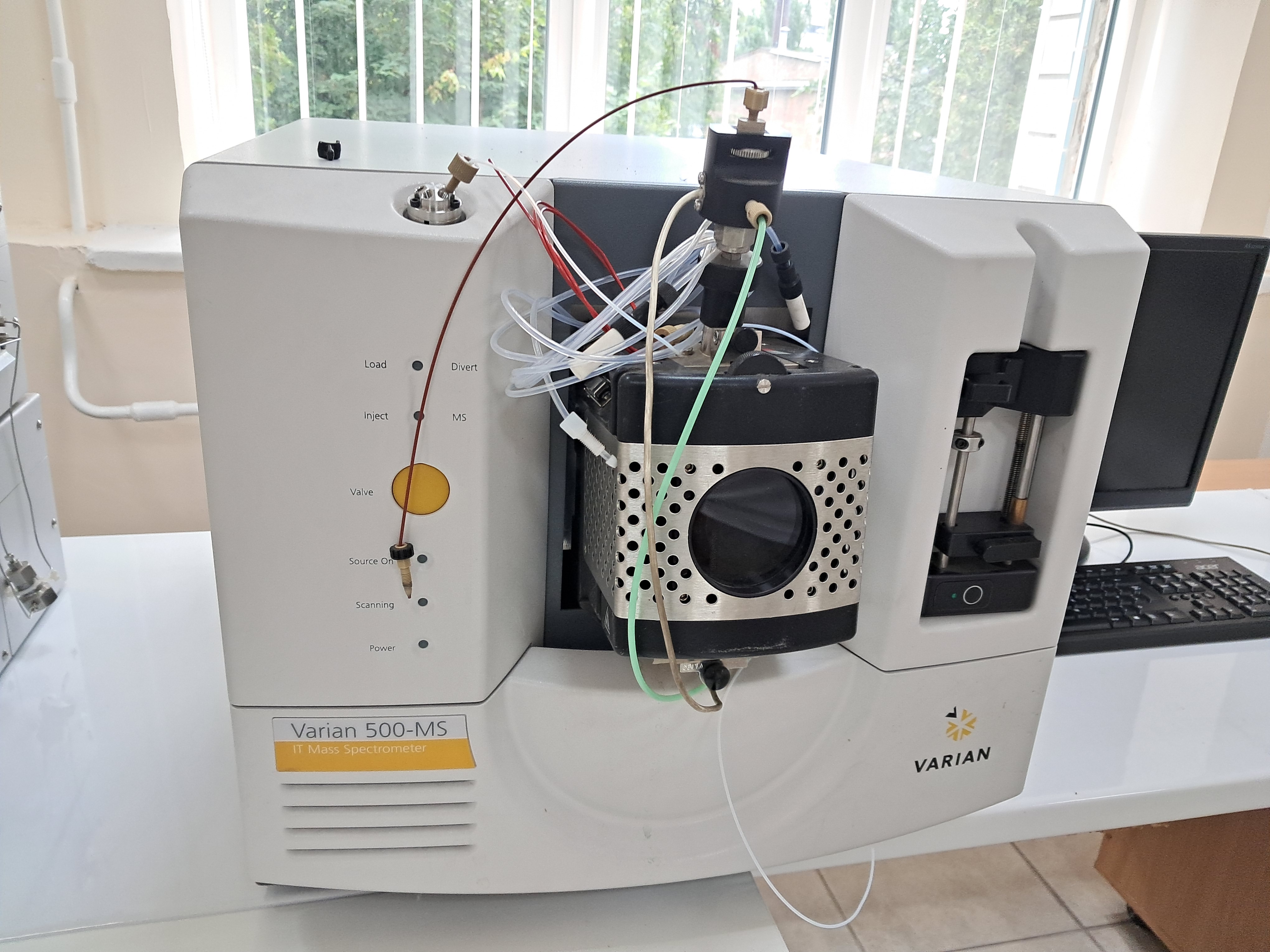 ''Graveyard'' of Expensive Scientific Equipment