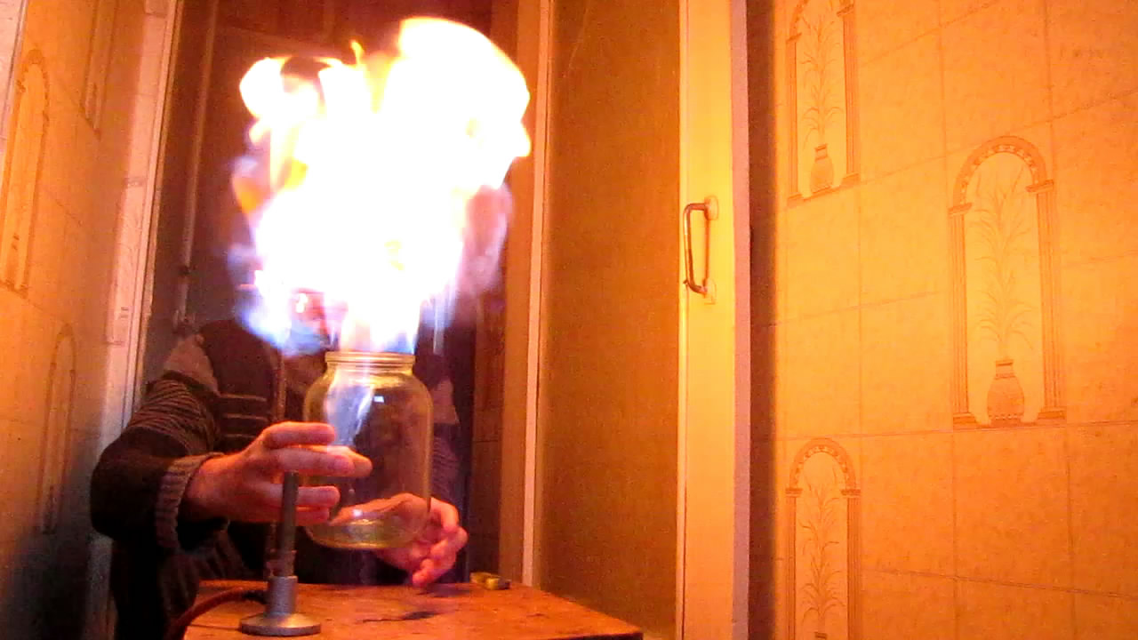   (  1.5  3 ). Burning of methane (in a glass jar)