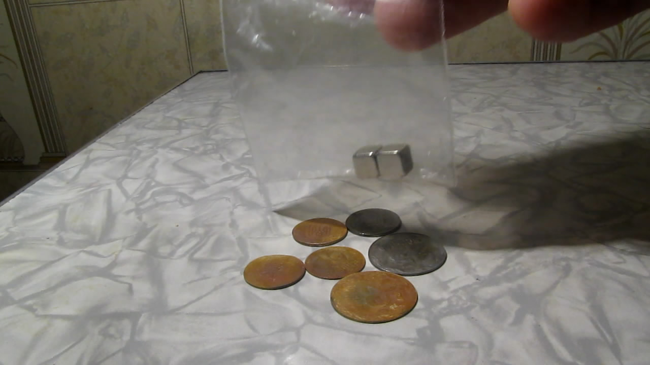    . Ukrainian coins and magnet