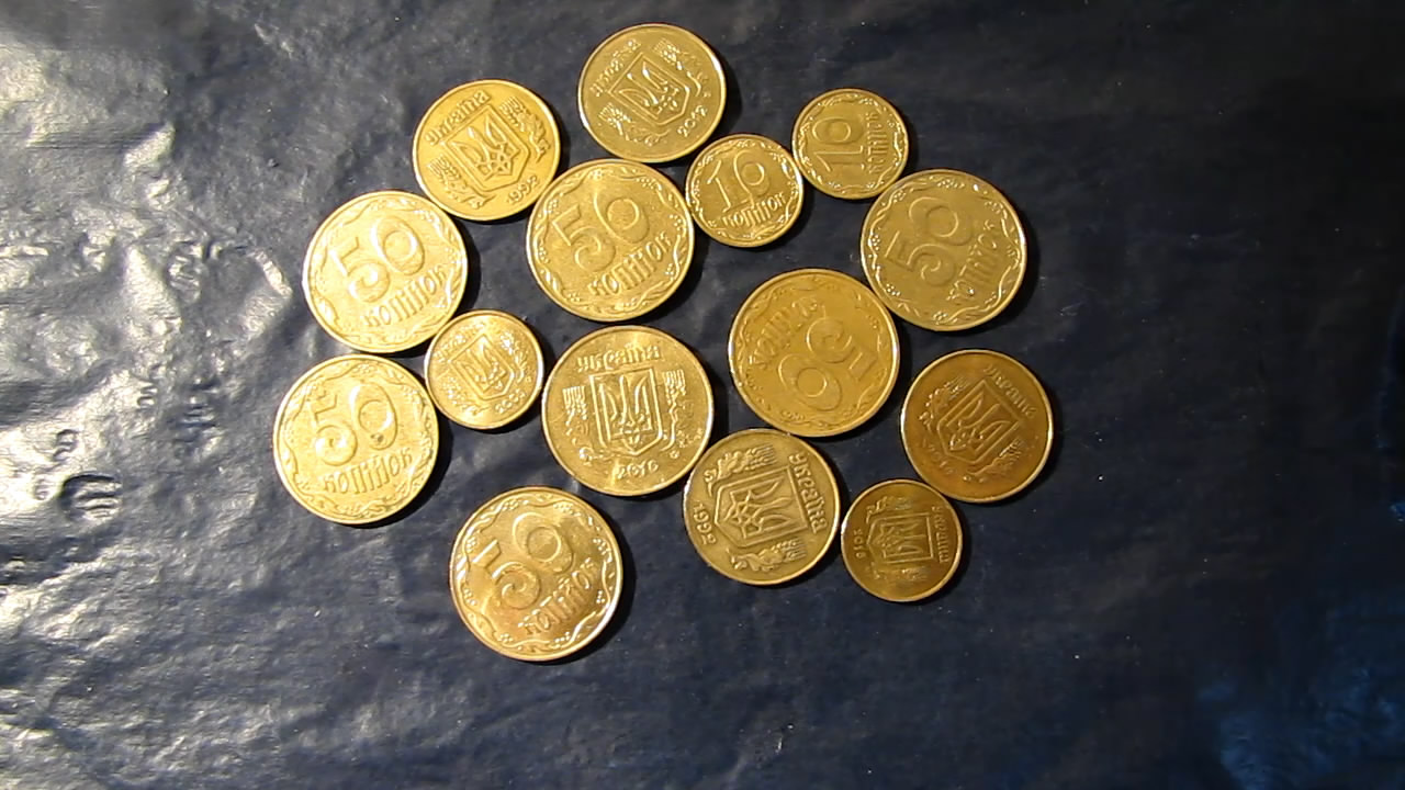    . Ukrainian coins and magnet
