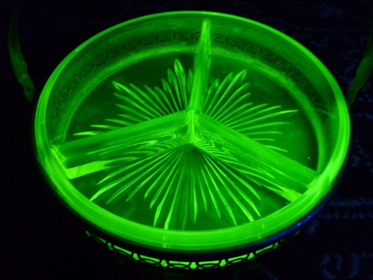  . Uranium glass