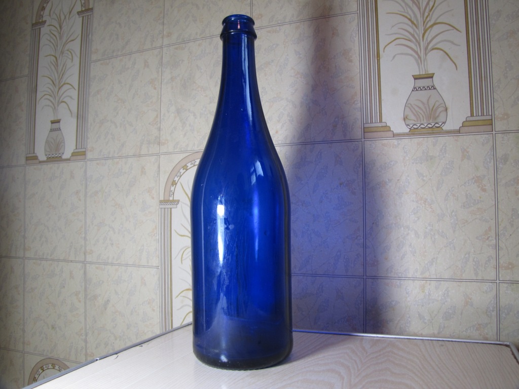  . Cobalt glass